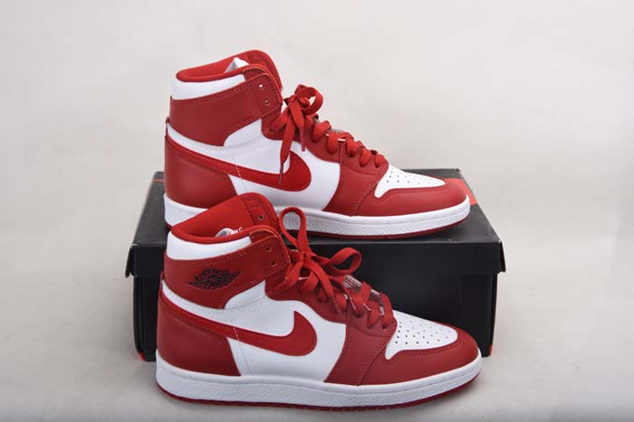AIR JORDAN 1 HIGH ’85 NEW BEGINNINGS
